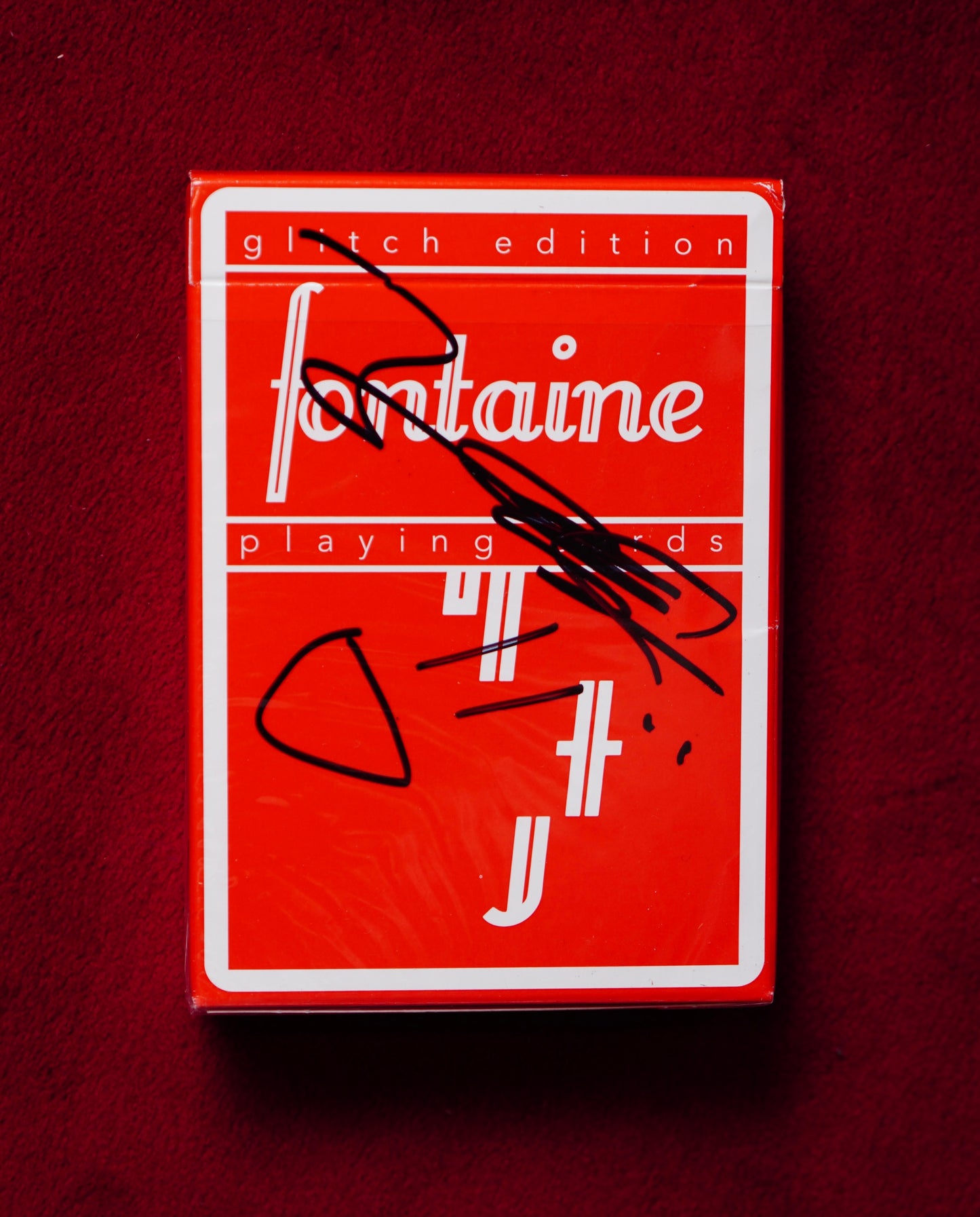 Signed Glitch Fontaine